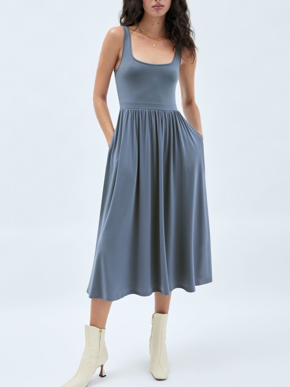 Aritzia Wilfred Market Light Gray blue Scoop Neck Midi Dress